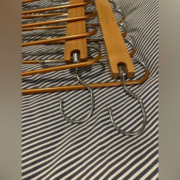 NIB Space saving pant or scarf hanger - Picture 7 of 10